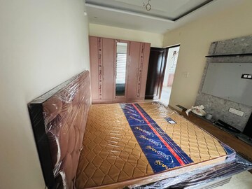 Bedroom in 6 BHK Independent House at Sector 114 – for Rent