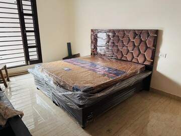 Bedroom in 6 BHK Independent House at Sector 114 – for Rent