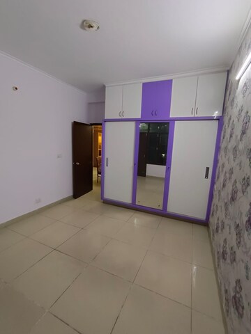 Room in 3 BHK Apartment at Peer Mucchalla – for Rent