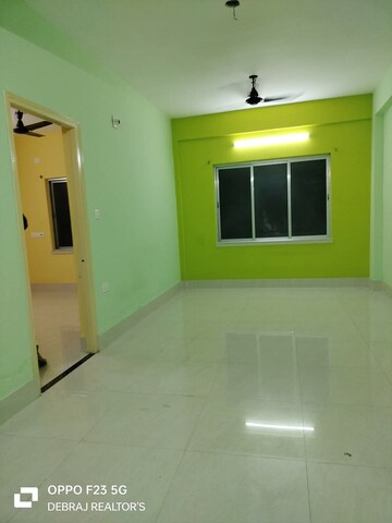 Room in 2 BHK Apartment at DS Nirman, Keshtopur – for Sale