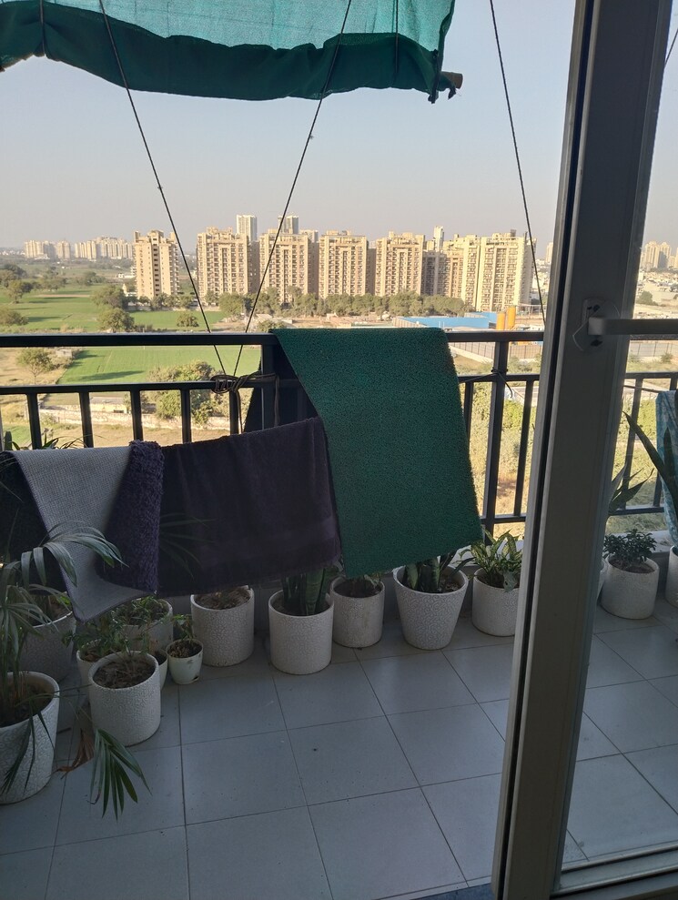 Master Bedroom, landmark-the-residency 2 Bedroom 1350 Sq.Ft. Apartment In Sector 103 Gurgaon 8073425
