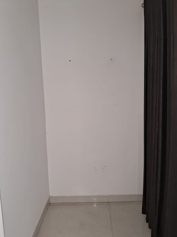 Room in 3 BHK Apartment at Peer Mucchalla – for Rent