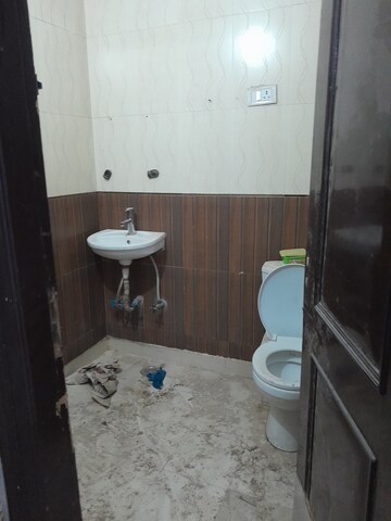Kitchen in 4 BHK Builder Floor at Rohini Sector 11 – for Rent