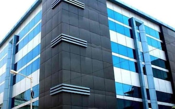 Showroom For Sale in Nandanam