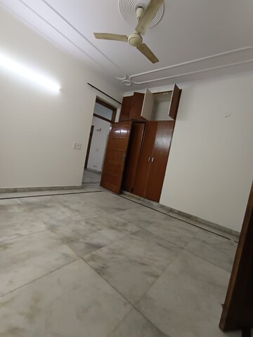 3.5 BHK Apartment For Rent in Paschim Vihar