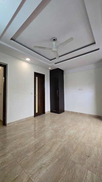 3.5 BHK Apartment For Rent in Madhur Apartment Paschim Vihar Delhi  8073452