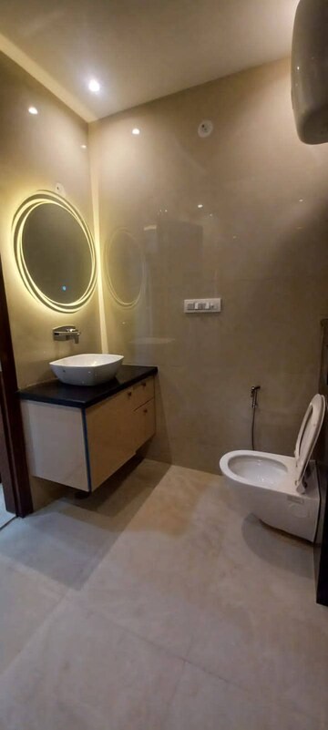 Bathroom in 5 BHK Builder Floor at Sector 39 – for Rent