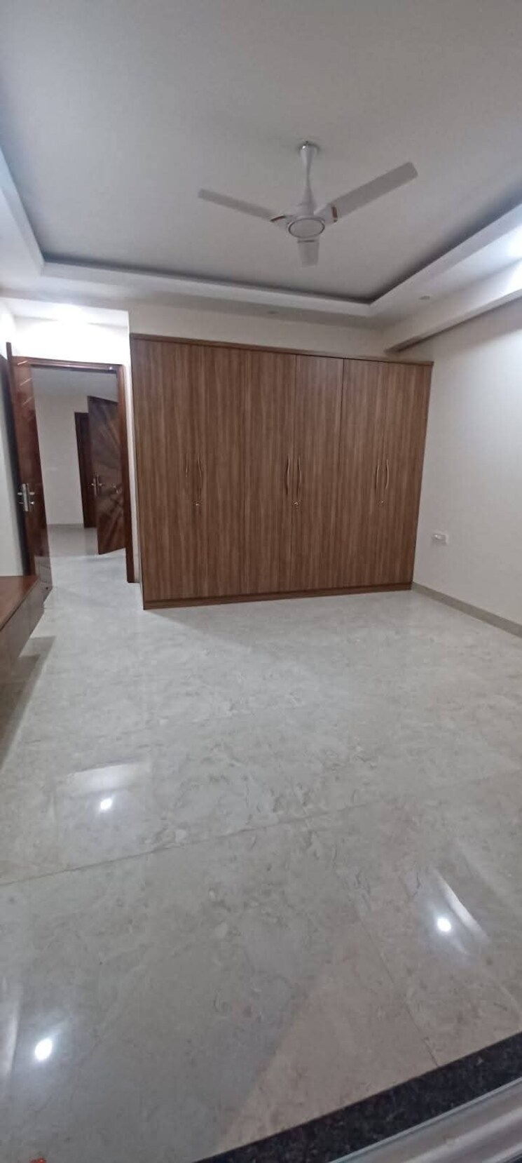 Room, sector 39 5 Bedroom 500 Sq.Yd. Builder Floor In Sector 39 Gurgaon 8073512
