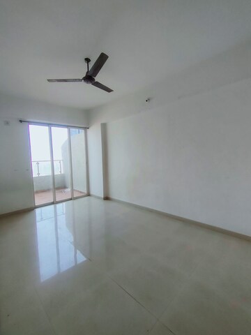 Room in 3 BHK Apartment at Prithvi Sai Velocity Phase 1, Bavdhan – for Rent