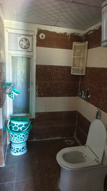 Bathroom in 2 BHK Apartment at Migsun Twinz, Eta Ii Greater Noida – for Rent