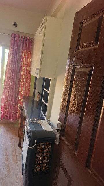 Furnished Amenities in 2 BHK Apartment at Migsun Twinz, Eta Ii Greater Noida – for Rent