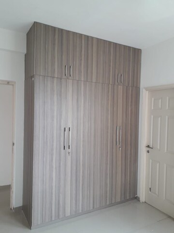 Bathroom in 3 BHK Apartment at Emaar MGF Emerald Hills, Sector 65 – for Rent