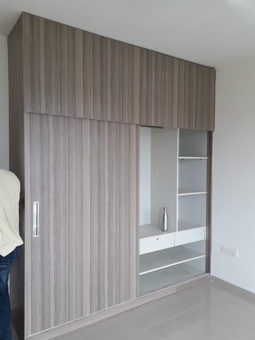 Bathroom in 3 BHK Apartment at Emaar MGF Emerald Hills, Sector 65 – for Rent