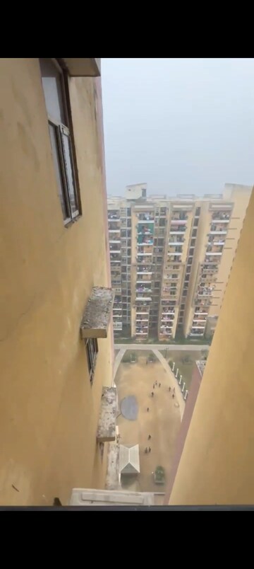 Master Plan in 2.5 BHK Apartment at Himalaya Pride, Tech Zone 4 Greater Noida – for Sale