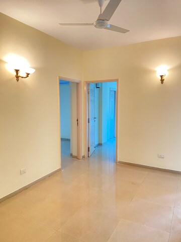 Room in 4 BHK Apartment at Emaar MGF Emerald Hills, Sector 65 – for Rent