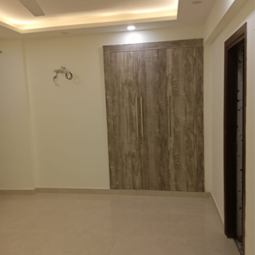 Room in 3 BHK Apartment at ATS Le Grandiose, Sector 150 – for Rent