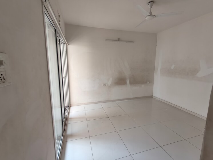 Bedroom, godrej-emerald 3 Bedroom 908 Sq.Ft. Apartment In Ghodbunder Road Thane 8073750