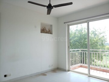Room in 2 BHK Apartment at Shiv Sai Ozone Park, Sector 86 – for Rent