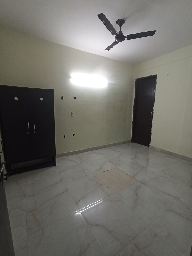 undefined, sector 117 1 Bedroom 450 Sq.Ft. Independent House In Sector 117 Noida 8073782