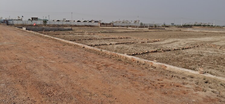 undefined, upsidc site b  100 Sq.Yd. Plot In Upsidc Site B Greater Noida 8073839