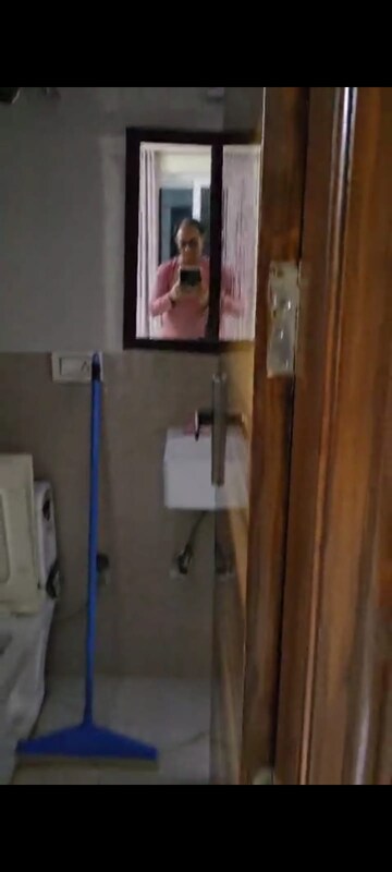 Bathroom in 2 BHK Builder Floor at Sector 31 – for Rent
