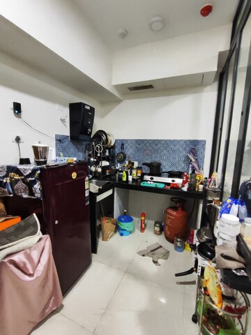 Master Bedroom in 1 BHK Apartment at Naupada – for Rent