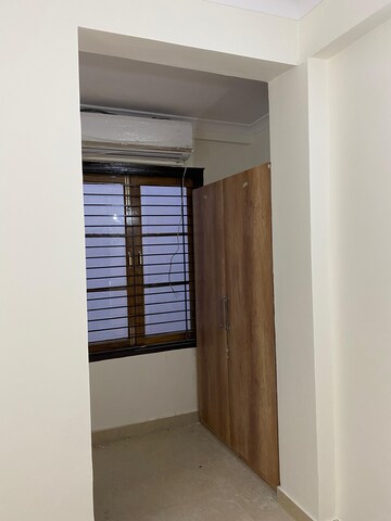 Room in 2 BHK Independent House at Gomti Nagar – for Rent