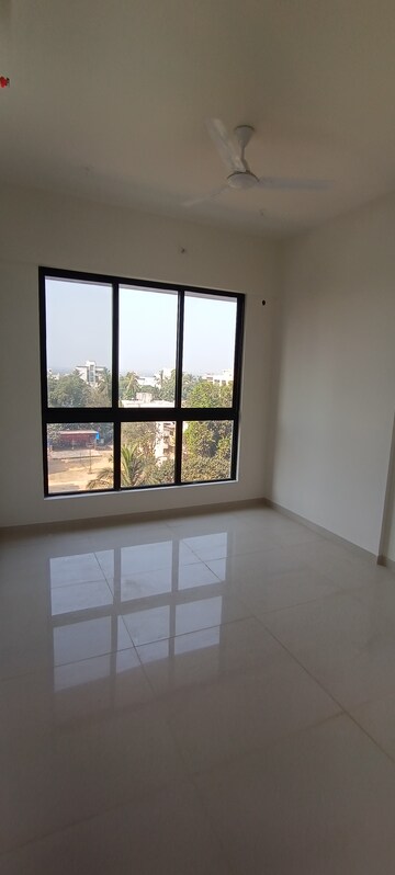 Room in 2 BHK Apartment at Kolte Patil Verve, Bangur Nagar – for Rent