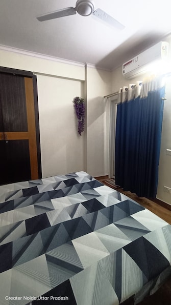 2 BHK Apartment For Rent in Mahagun Mywoods II Sector 16c Greater Noida Greater Noida  8073956