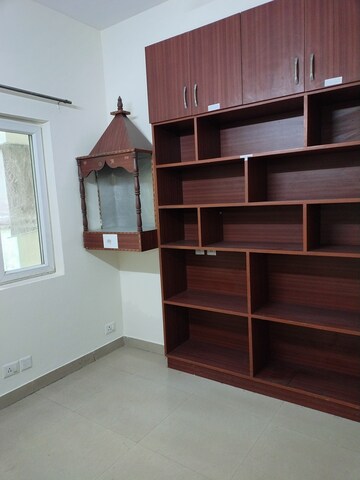 Furnished Amenities in 2 BHK Apartment at Mahagun Moderne, Sector 78 – for Rent
