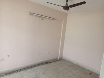 Bedroom in 2 BHK Apartment at Popular Heights, Koregaon Park – for Sale