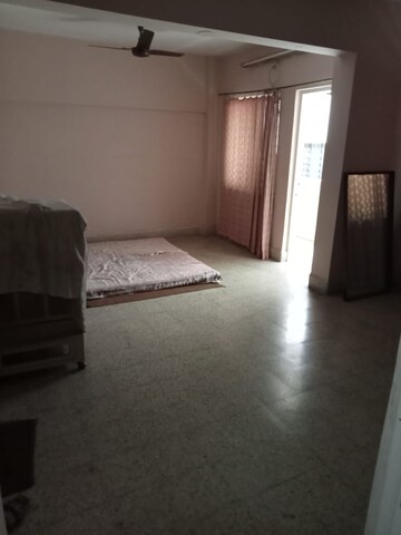 Master Plan in 2 BHK Apartment at Popular Heights, Koregaon Park – for Sale