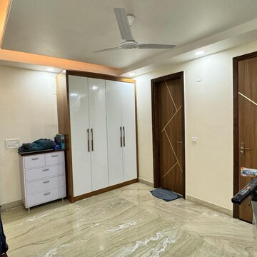 Bedroom in 4 BHK Builder Floor at Chattarpur – for Sale