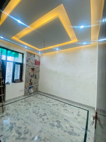 Bedroom in 3 BHK Builder Floor at Sector 41 – for Sale