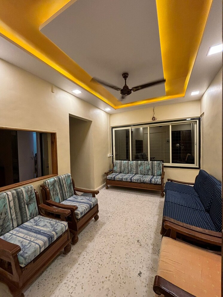 Living Room, jubilee-palace 1 Bedroom 450 Sq.Ft. Apartment In Andheri West Mumbai 8074059