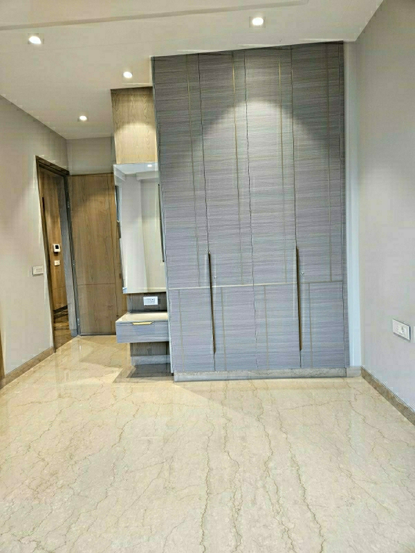 2 BHK Builder Floor For Sale in Rahul Mishra 