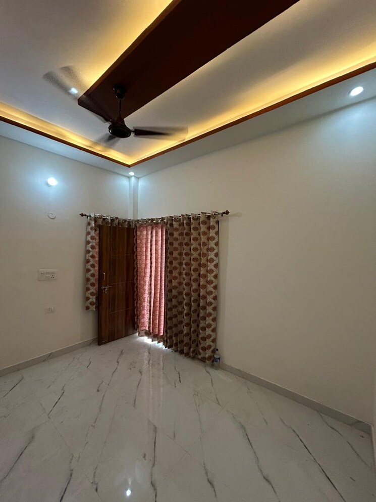 Room, dehradun cantt 3 Bedroom 1200 Sq.Ft. Independent House In Dehradun Cantt Dehradun 8074168