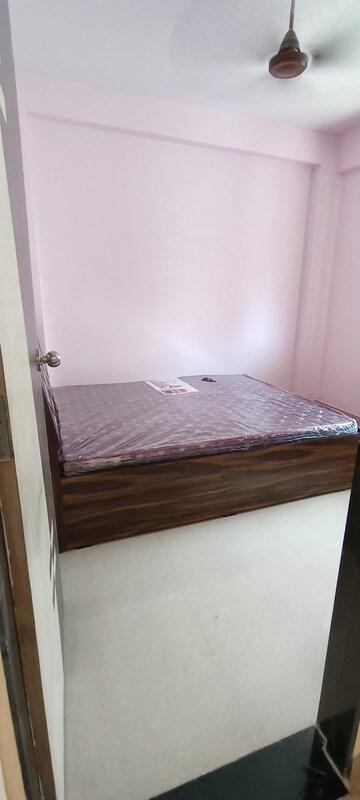Bedroom in 2 BHK Apartment at Ghansoli – for Rent