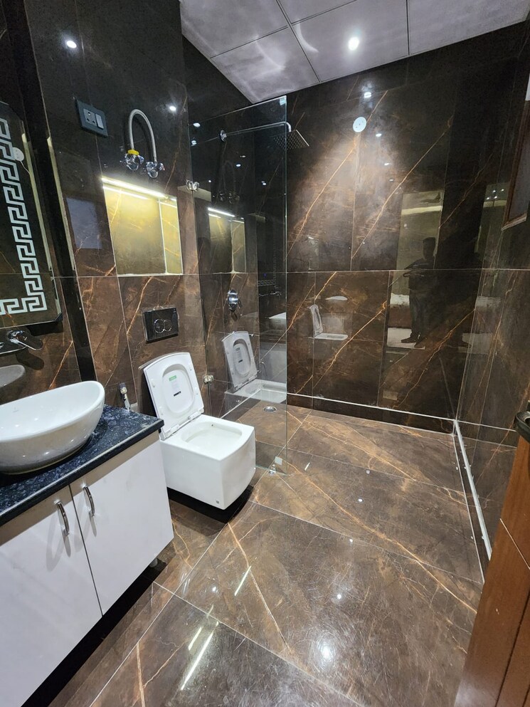 Attached Bathroom, niho-marvel-scottish-garden 3.5 Bedroom 1885 Sq.Ft. Penthouse In Ahinsa Khand 2 Ghaziabad 8074221