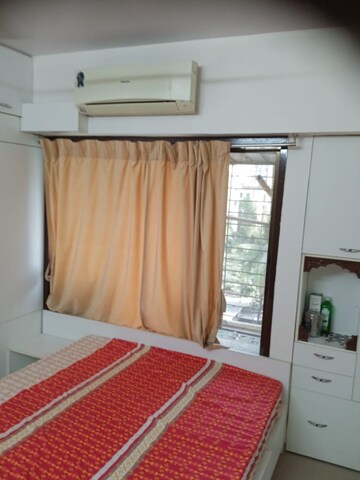 Bedroom in 3 BHK Apartment at Tulsi Pride, Chembur – for Rent