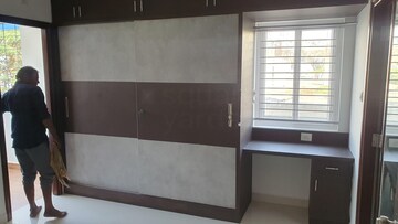 Room in 2 BHK Apartment at Puppalaguda – for Rent