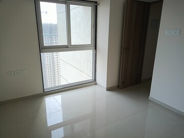 Room in 2 BHK Apartment at Ashar Axis, Majiwada – for Rent