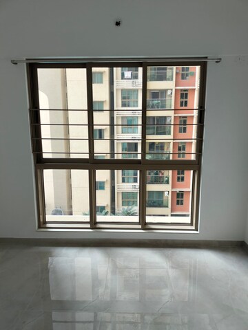 Room in 2 BHK Apartment at Sheth Vasant Blossom, Marol – for Rent