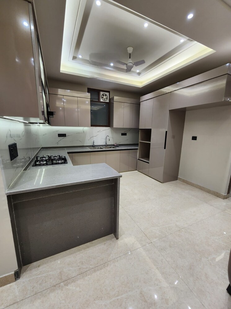 Kitchen, gulshan-gc-centrum 3 Bedroom 1600 Sq.Ft. Apartment In Ahinsa Khand ii Ghaziabad 8074269