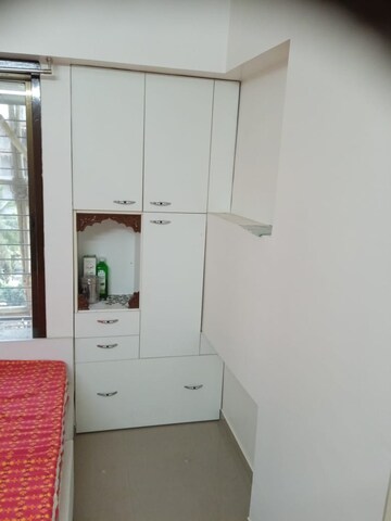Furnished Amenities in 2 BHK Apartment at Chembur Gaothan, Chembur – for Rent