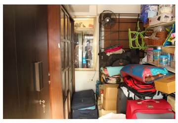 Living Room in 4 BHK Apartment at Makhan Dham, Khar West – for Sale