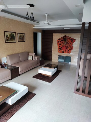 Living Room in 4 BHK Apartment at Lok Nirman Apartments, Khar West – for Sale