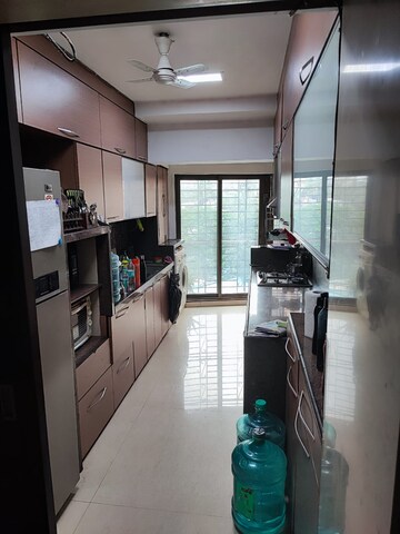 Team Area in 4 BHK Apartment at Lok Nirman Apartments, Khar West – for Sale