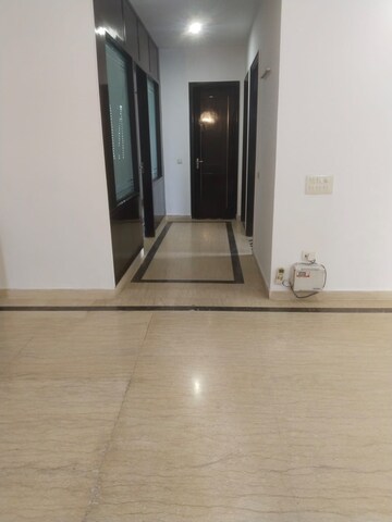 Room in 2 BHK Builder Floor at Sector 57 – for Rent
