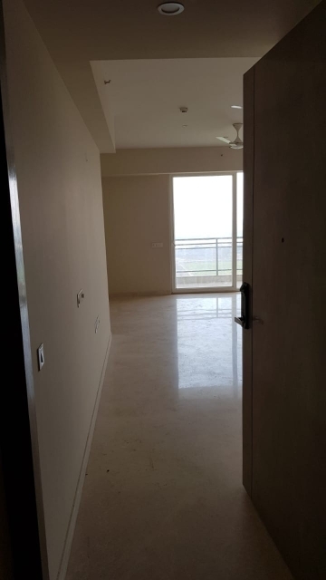 3 BHK + Servant Room 1930 Sq.Ft. Apartment in DLF New Town Heights I